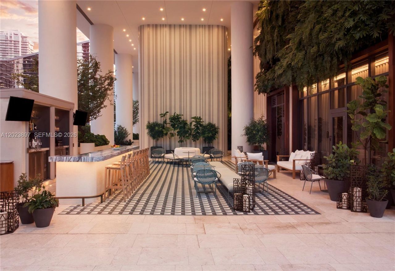 801 S Miami Ave, Unit 4302, Miami, FL 33130 Photo
