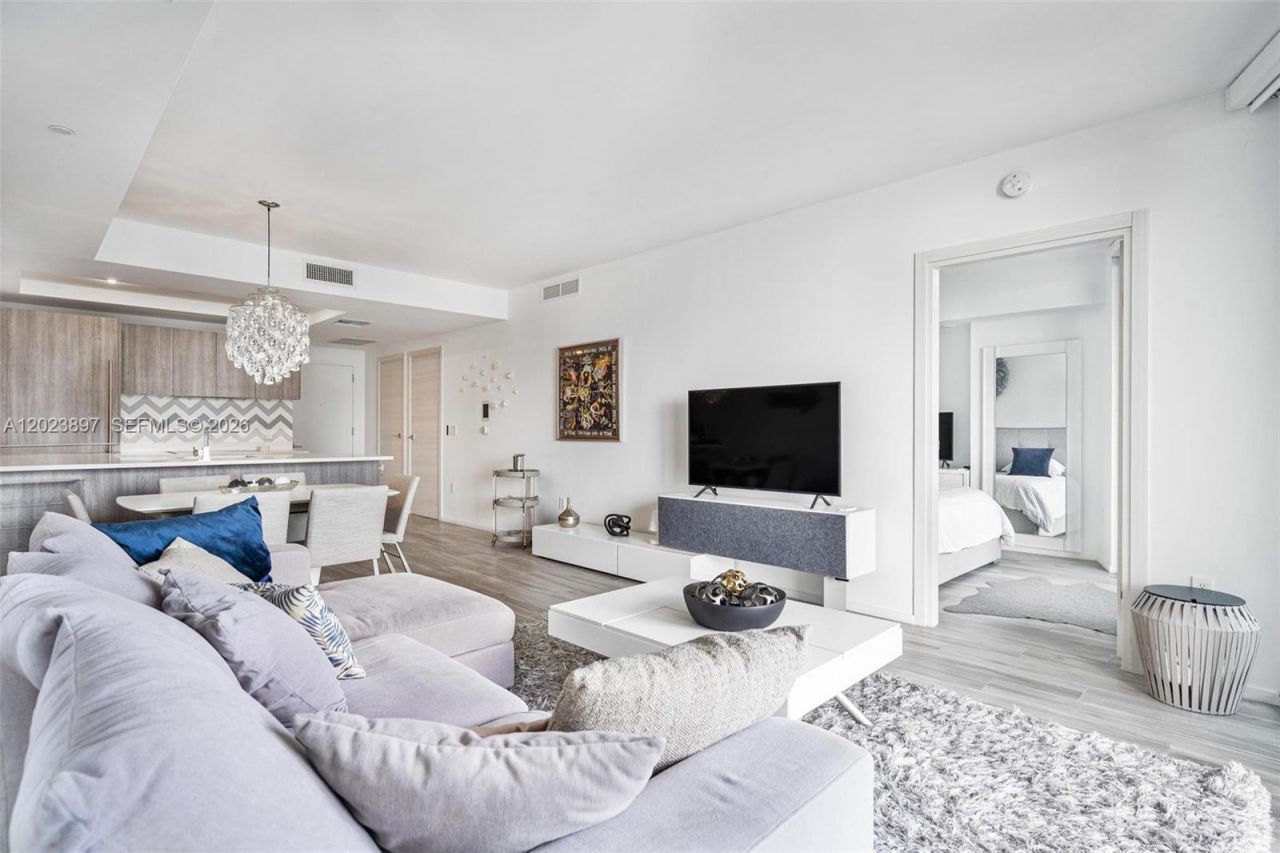 801 S Miami Ave, Unit 4302, Miami, FL 33130 Photo