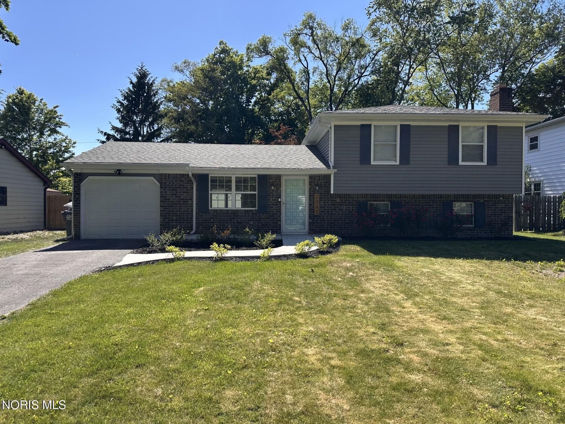 2347 Brownlee Drive, Toledo, OH 43615 Main Photo