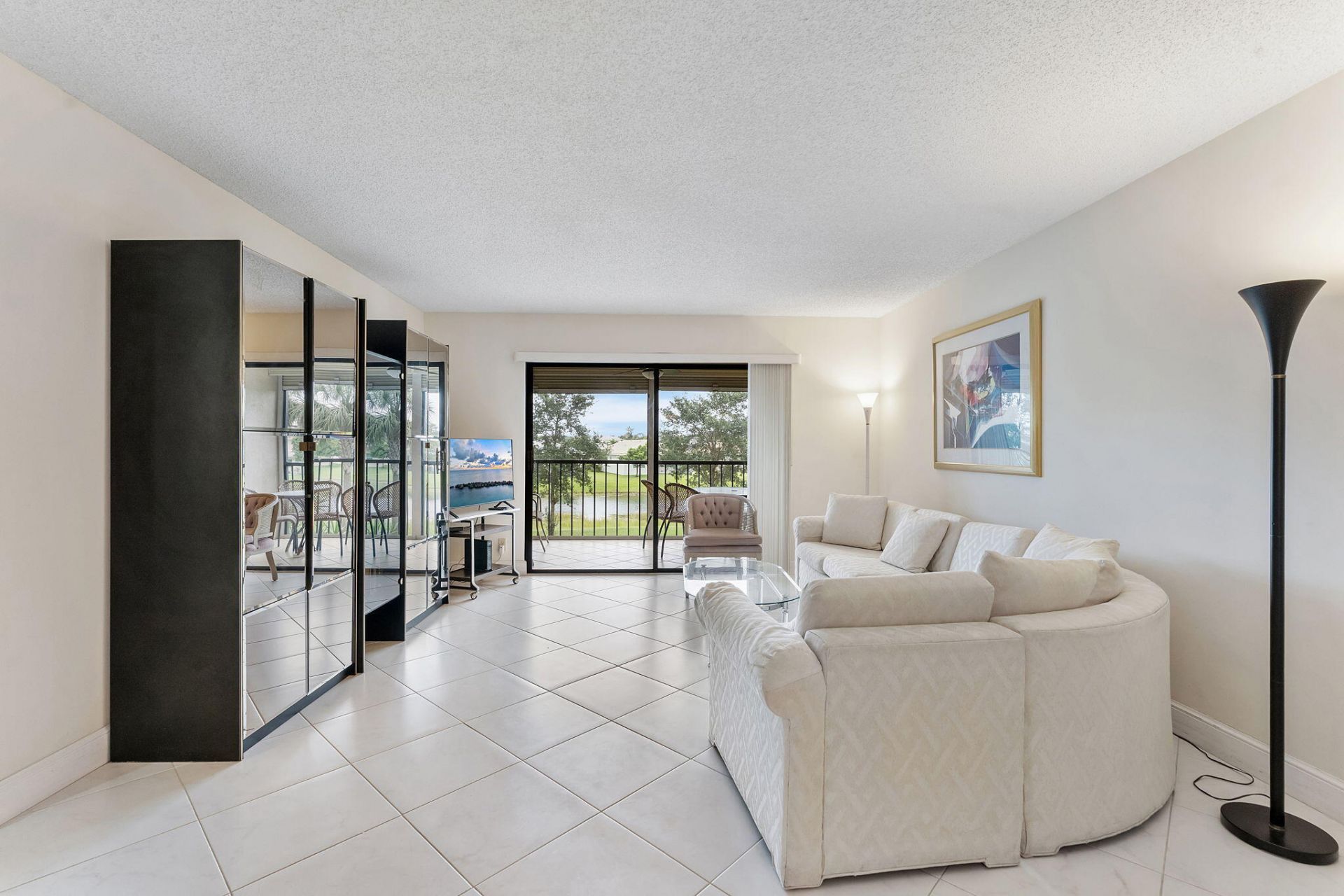 7260 Kinghurst Drive, Unit 205, Delray Beach, FL 33446 Photo