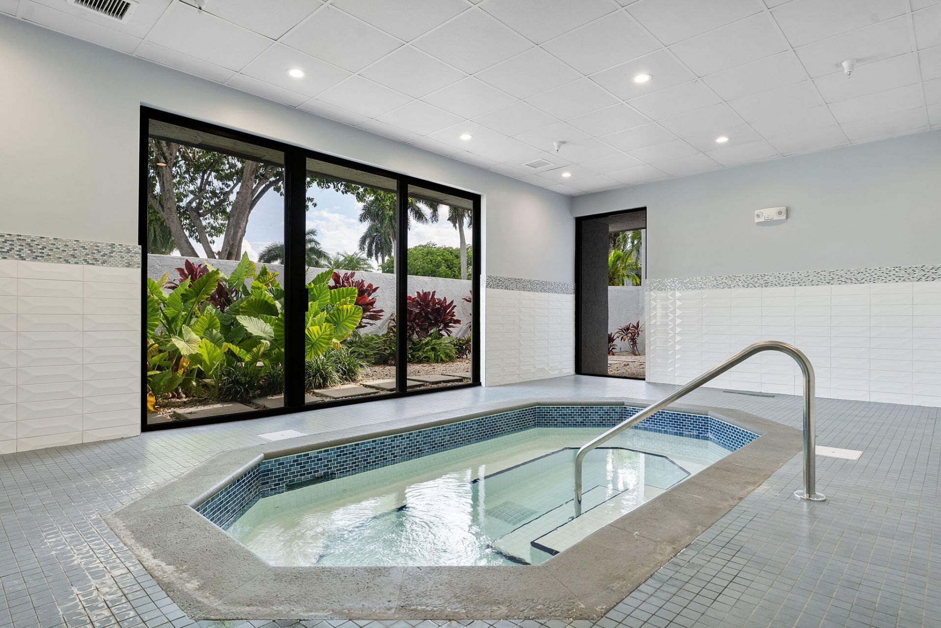 7260 Kinghurst Drive, Unit 205, Delray Beach, FL 33446 Photo
