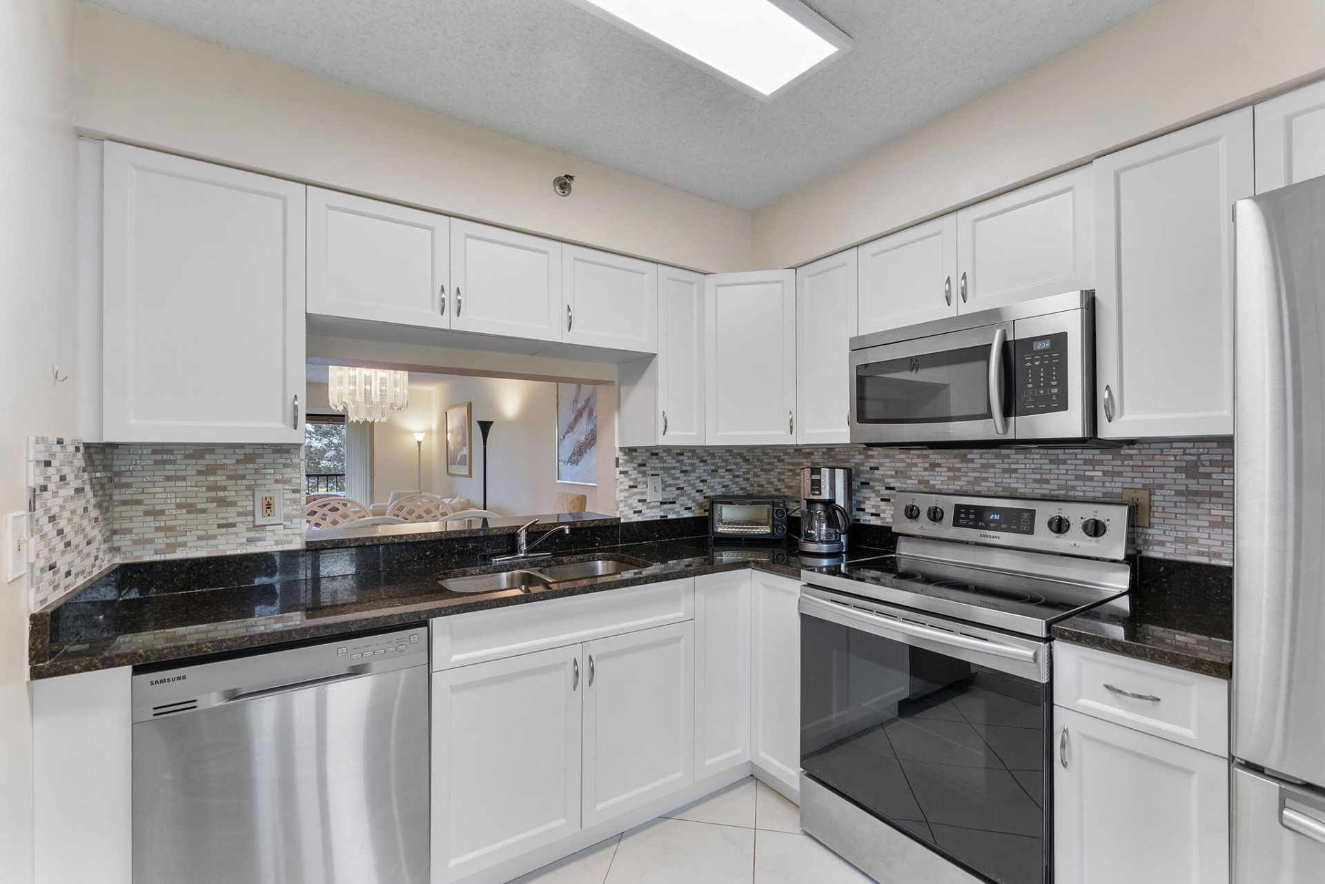 7260 Kinghurst Drive, Unit 205, Delray Beach, FL 33446 Photo
