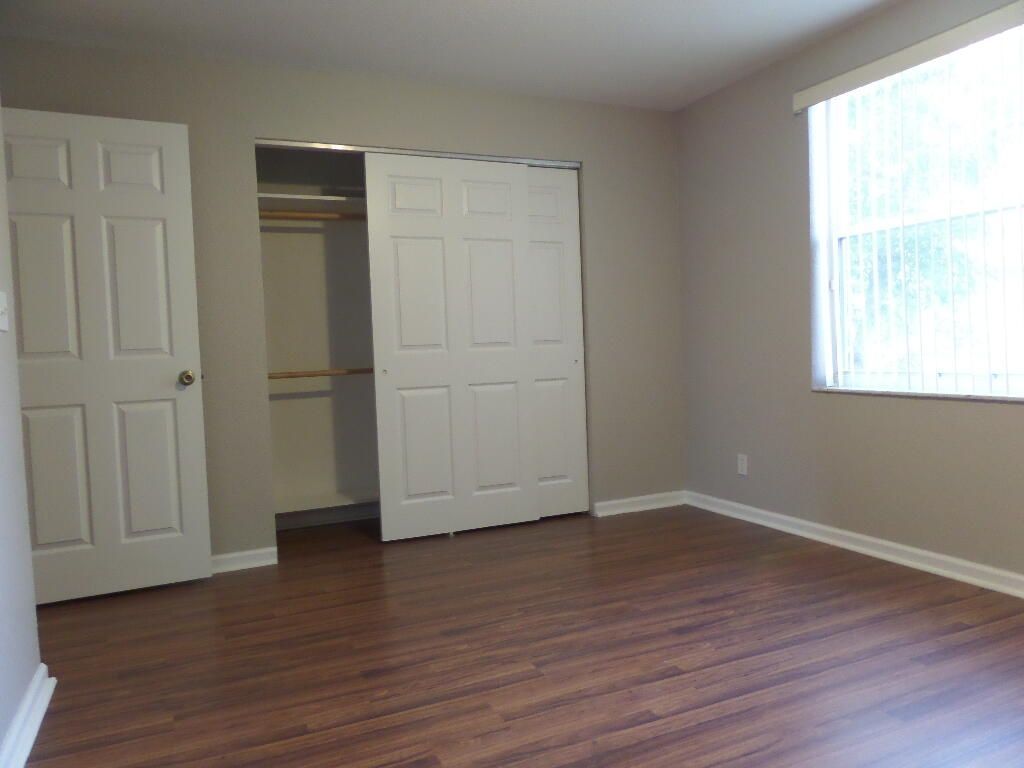 862 Summit Lake Drive, West Palm Beach, FL 33405 Photo