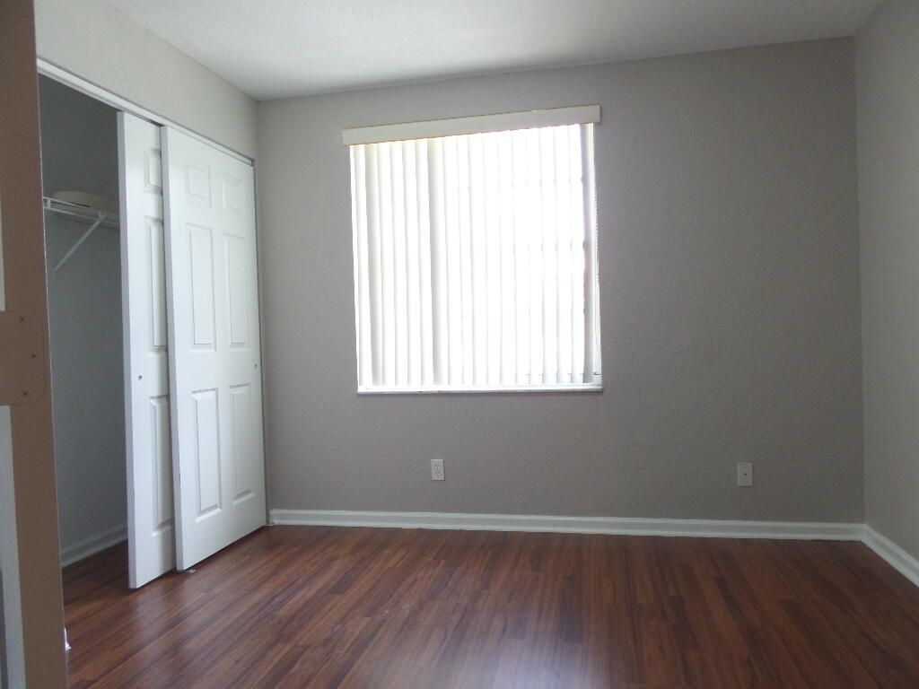 862 Summit Lake Drive, West Palm Beach, FL 33405 Photo