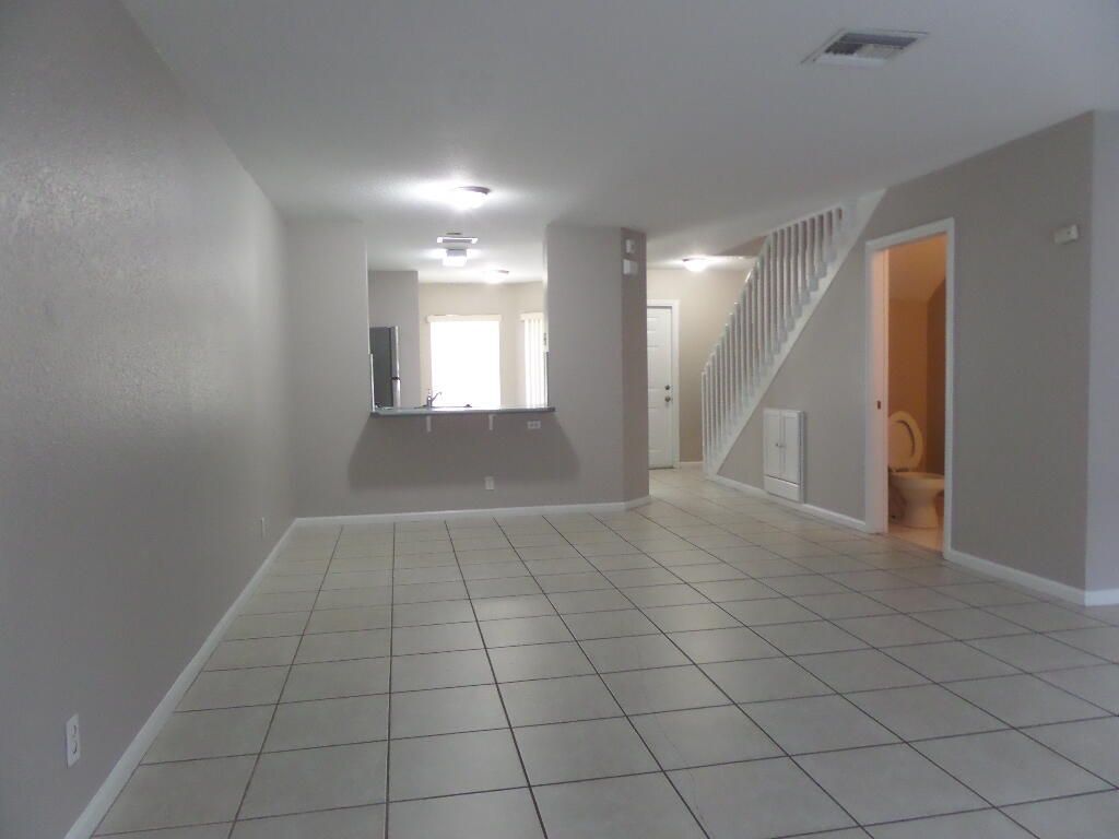 862 Summit Lake Drive, West Palm Beach, FL 33405 Photo