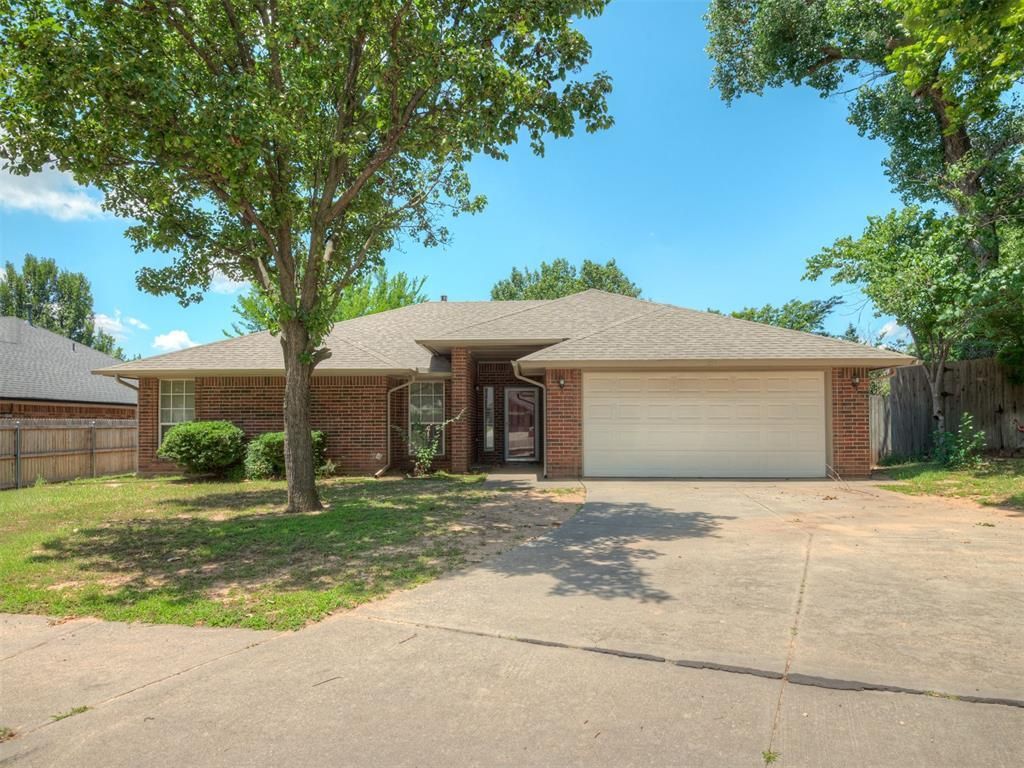 304 Eccell Court, Norman, OK 73072 Main Photo