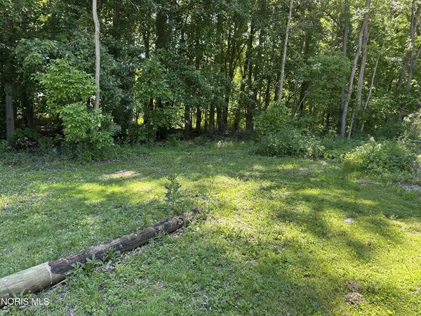 129 Sunset Boulevard , Montpelier, OH 43543