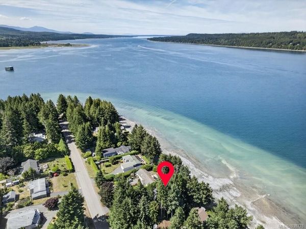 7630 Ships Point Rd , Fanny Bay, BC V0R 1W0
