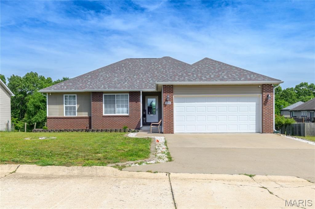 226 Settlers Pass , Waynesville, MO 65583 Main Photo
