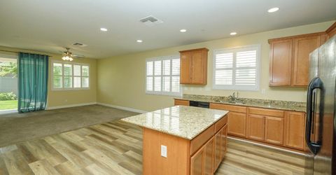 1454 Carriage House St, Manteca, CA 95336 Photo