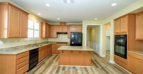 1454 Carriage House St, Manteca, CA 95336 Photo