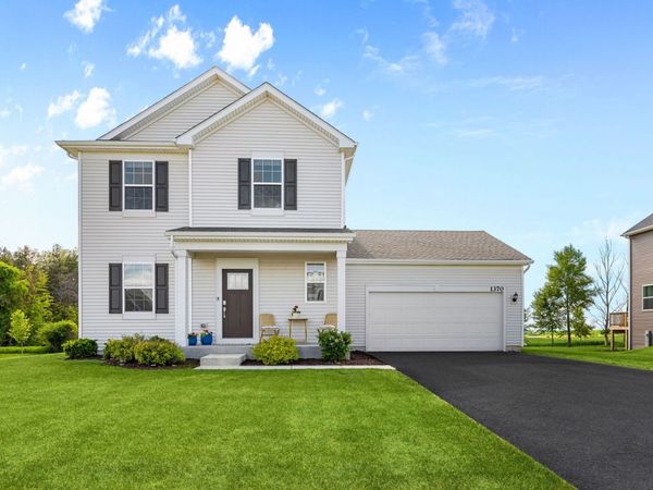 1370 Highbrook Avenue , Hampshire, IL 60140