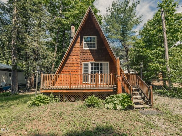 103 Florence Avenue, Northampton, NY 12117