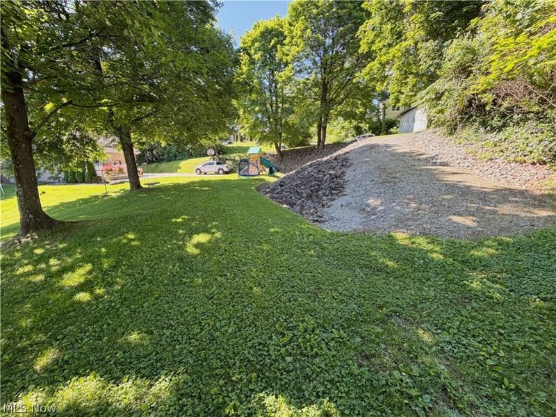2029 Saint Clair Avenue, East Liverpool, OH 43920 Photo 14