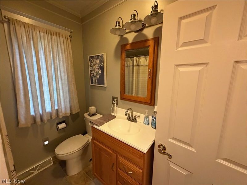 2029 Saint Clair Avenue, East Liverpool, OH 43920 Photo 28