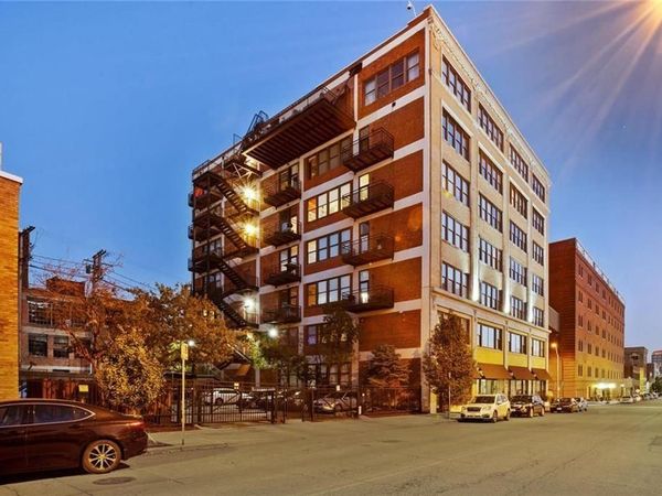 1535 Walnut Street, Unit 705, Kansas City, MO 64108