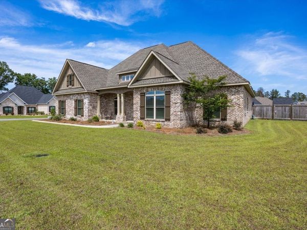 231 Flat Shoal Drive, Bonaire, GA 31005