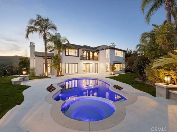 5704 Lyon Court, Calabasas, CA 91302