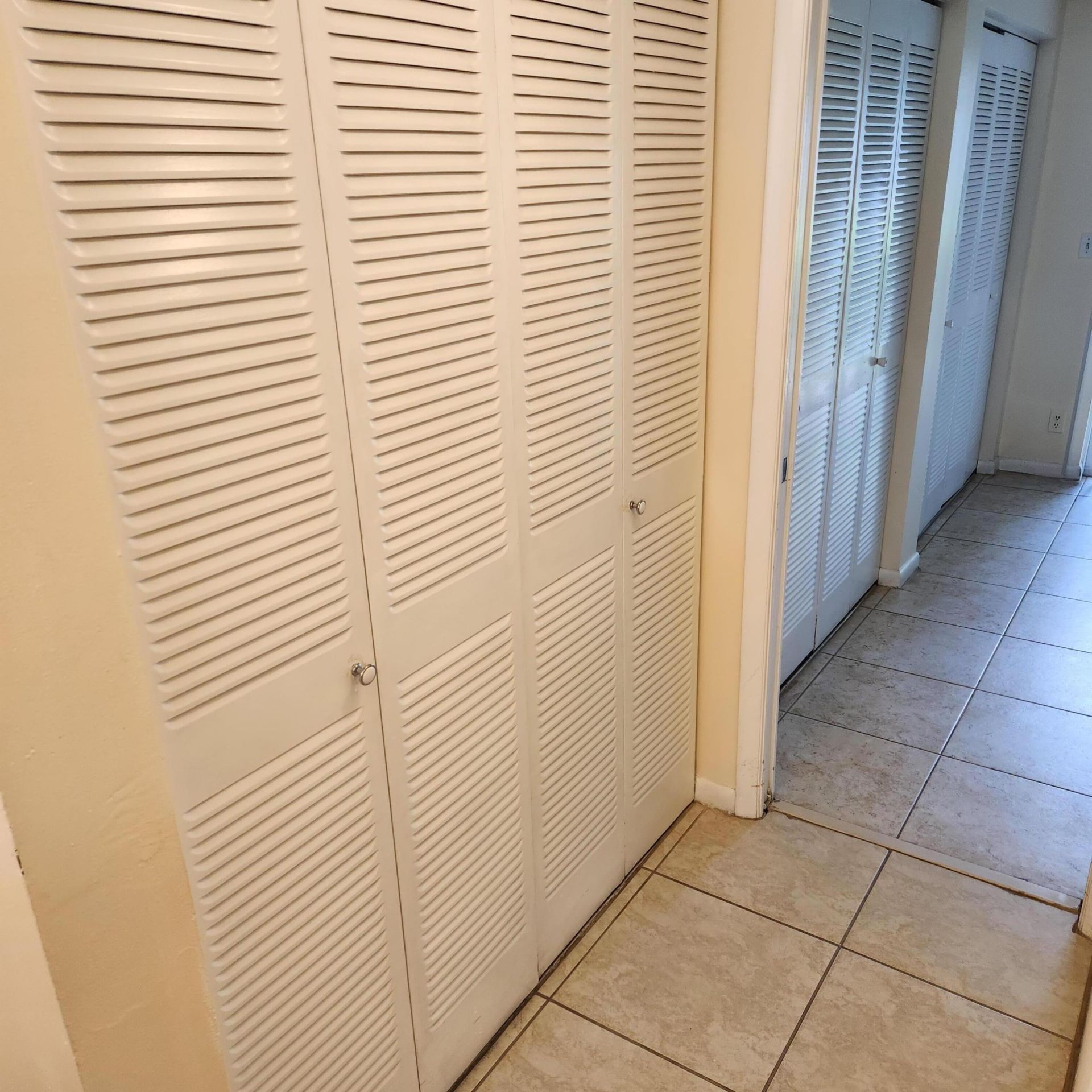 219 Coventry, Unit J, West Palm Beach, FL 33417 Photo