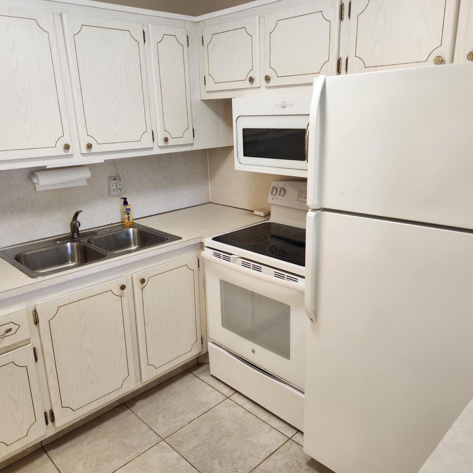 219 Coventry, Unit J, West Palm Beach, FL 33417 Photo