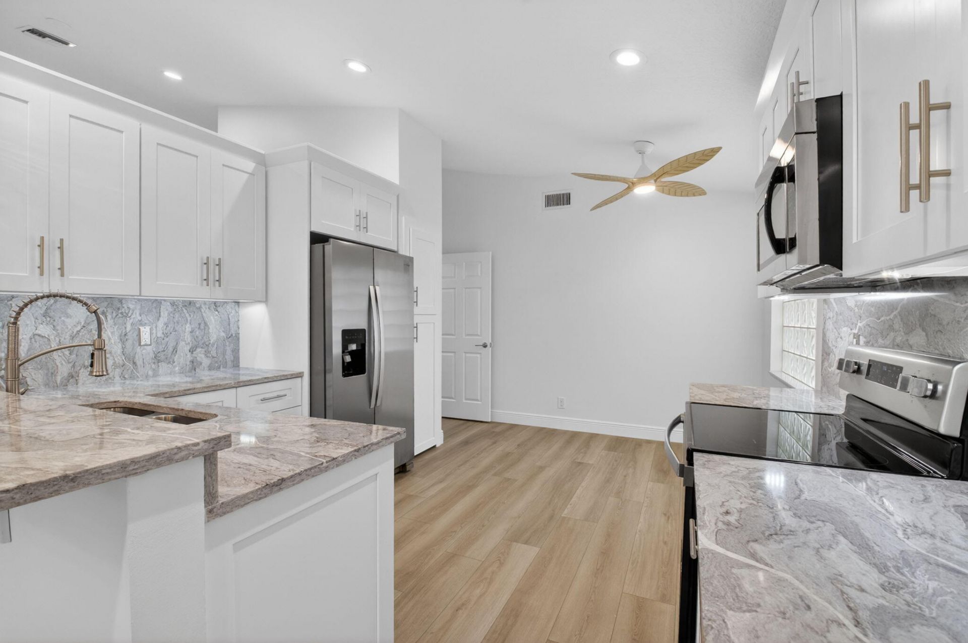 5891 Royal Isles Boulevard, Boynton Beach, FL 33437 Photo