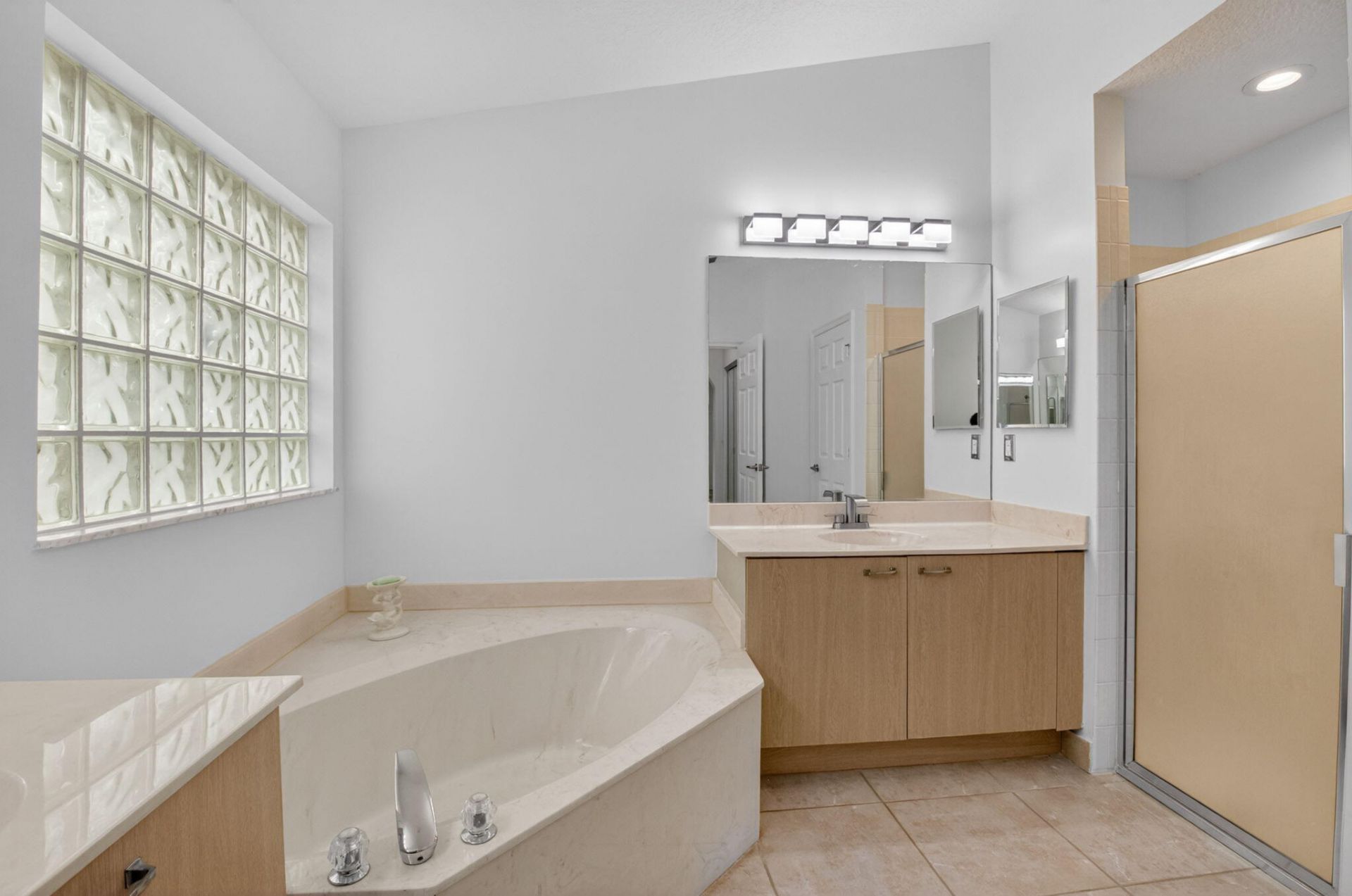 5891 Royal Isles Boulevard, Boynton Beach, FL 33437 Photo