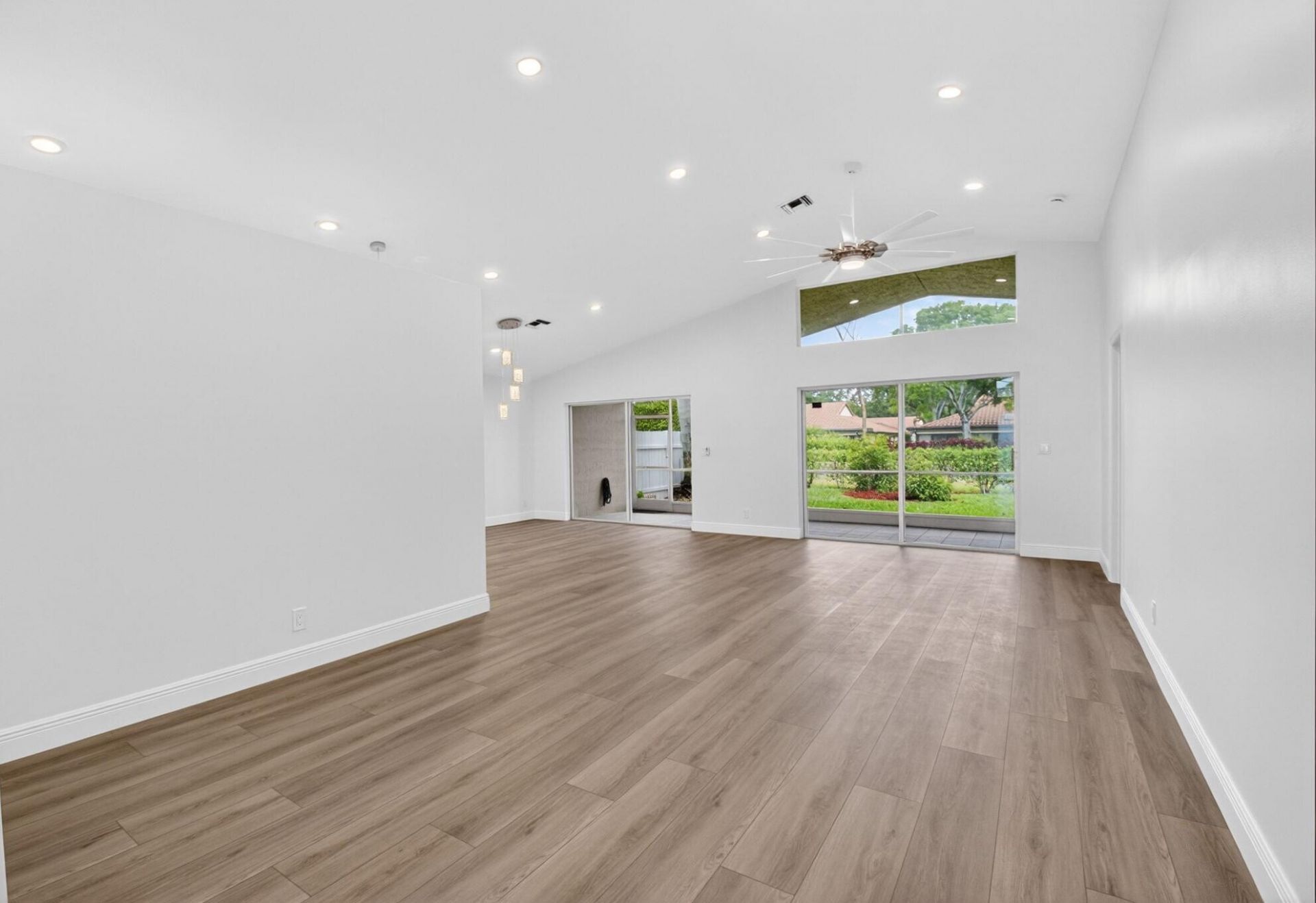 5891 Royal Isles Boulevard, Boynton Beach, FL 33437 Photo