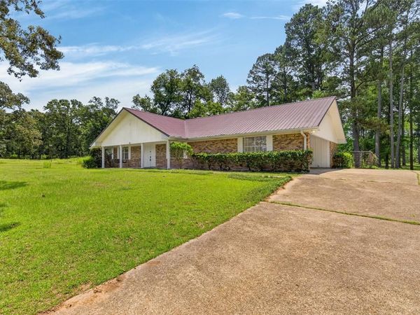 6485 Pine Hill Road , Shreveport, LA 71107