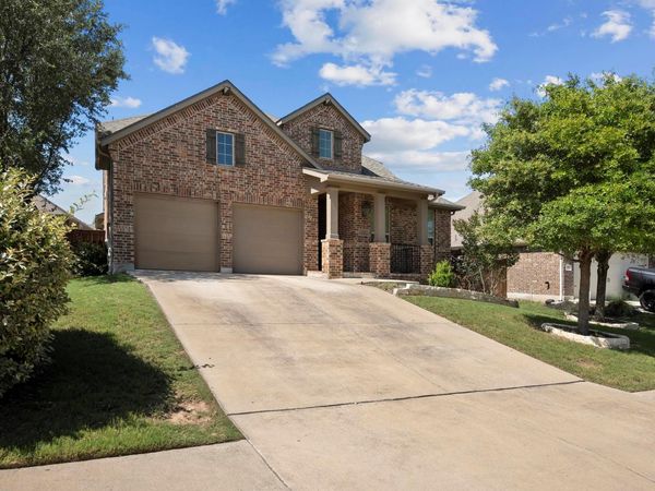 272 Nantucket CIR, Austin, TX 78737