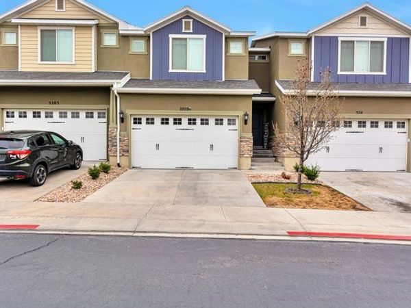 5209 W COURTLY LN , Herriman, UT 84096