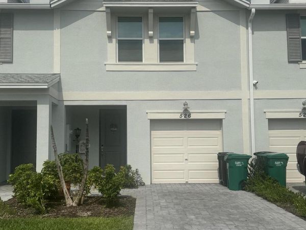 526 Salisbury Circle, Fort Pierce, FL 34982