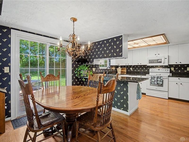 2459 Beechknoll Point, Washington Township, OH 45458 Photo 16