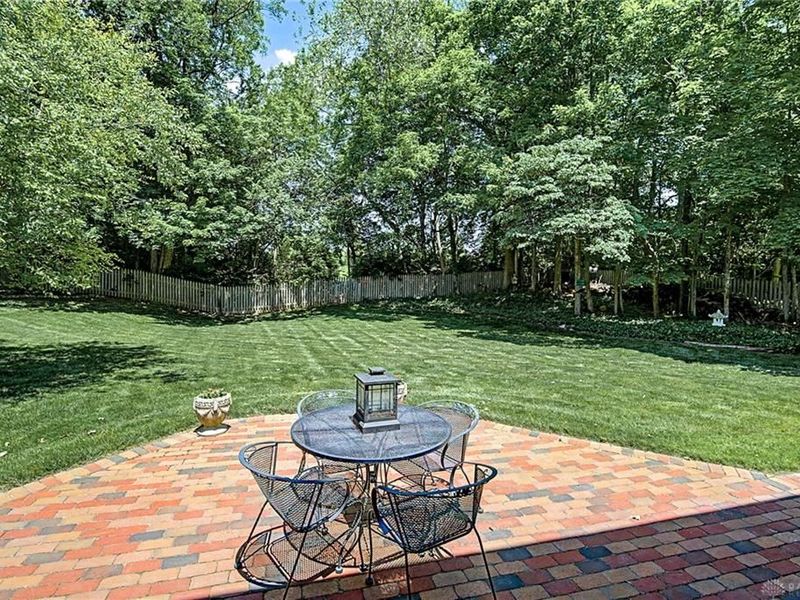 2459 Beechknoll Point, Washington Township, OH 45458 Photo 33