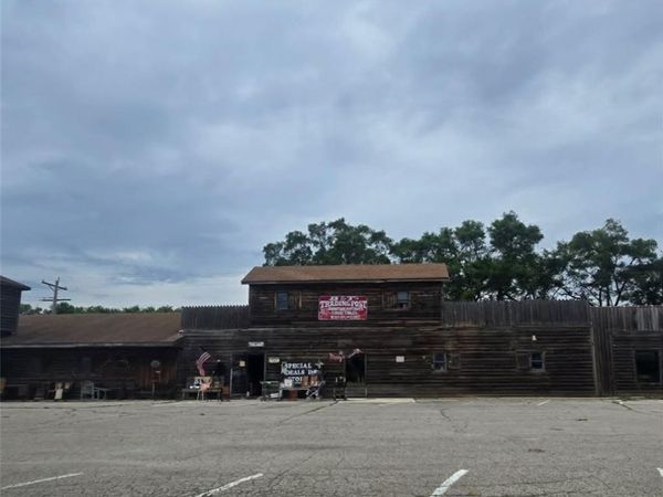 201 Roseport Road, Elwood, KS 66024