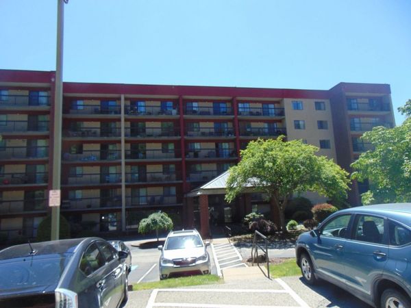 1987 Centurion Drive, Unit 113, Pittsburgh, PA 15221