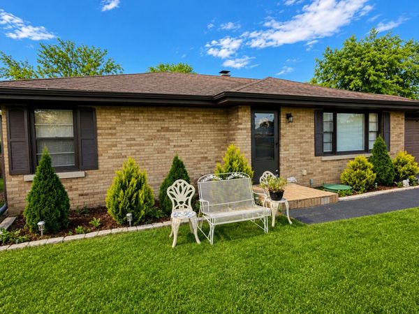 900 Westminster Road , Joliet, IL 60435