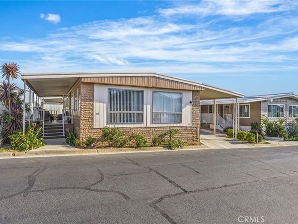 23301 Ridge Route Drive, Unit 109, Laguna Hills, CA 92653