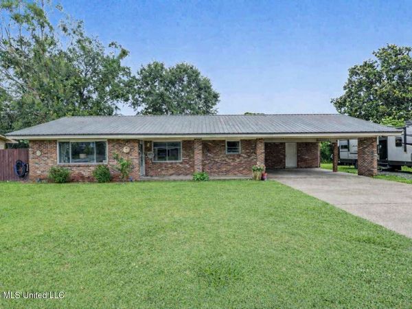 2215 Popps Ferry Road, Biloxi, MS 39532