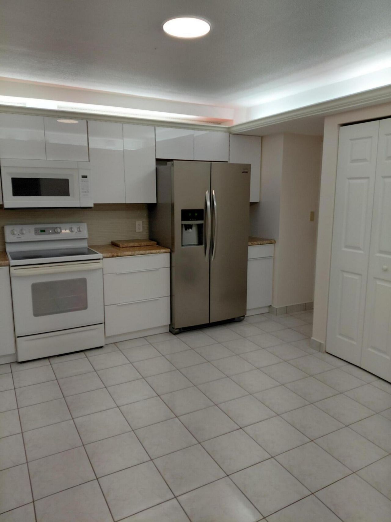 3900 Galt Ocean Drive, Unit 1208, Fort Lauderdale, FL 33308 Photo