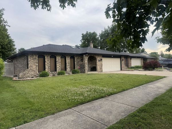 7737 Cashew Drive , Orland Park, IL 60462