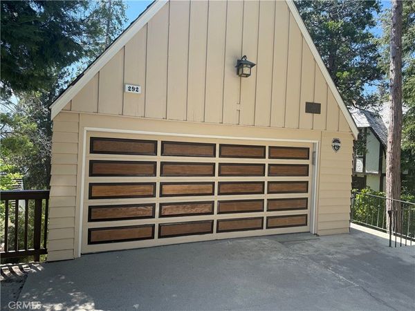 292 John Muir Road, Lake Arrowhead, CA 92352