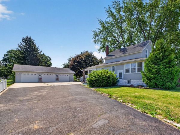 807 Washington Avenue, Wabasha, MN 55981