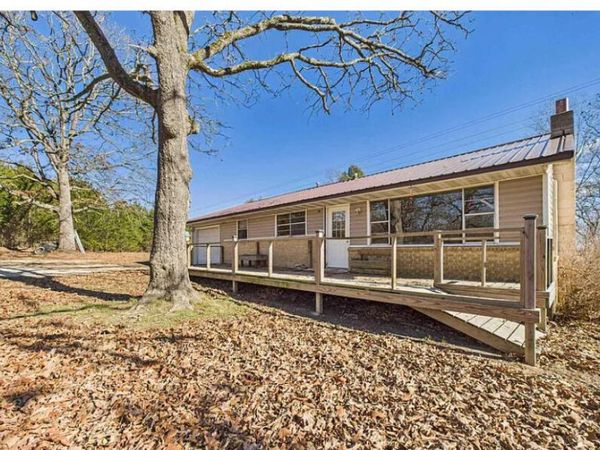 8262 Missouri 5 , Gainesville, MO 65655
