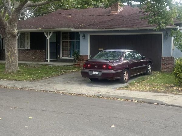 17018 Via Tomar, San Lorenzo, CA 94580