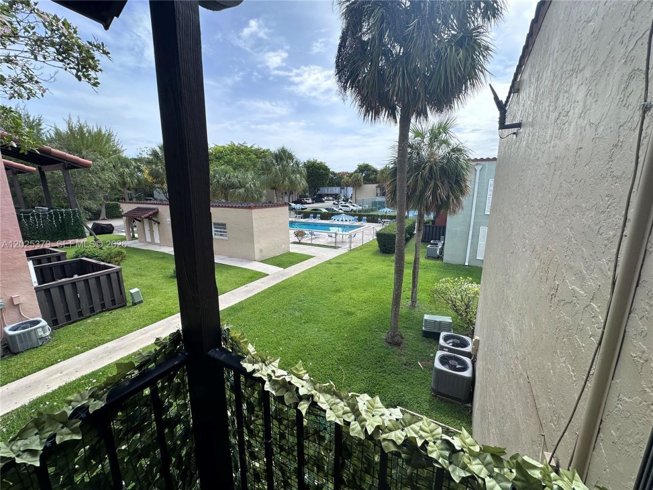 10834 N Kendall Dr , Unit X16, Miami, FL 33176 Photo