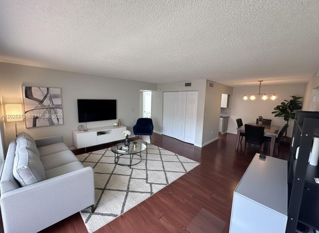 10834 N Kendall Dr , Unit X16, Miami, FL 33176 Photo
