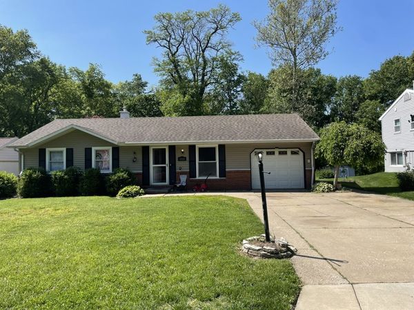 4918 W HOPEWOOD Lane , Peoria, IL 61607
