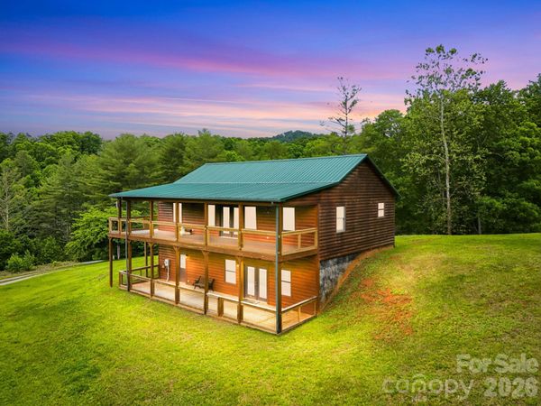 168 Barefoot Cove , Burnsville, NC 28714