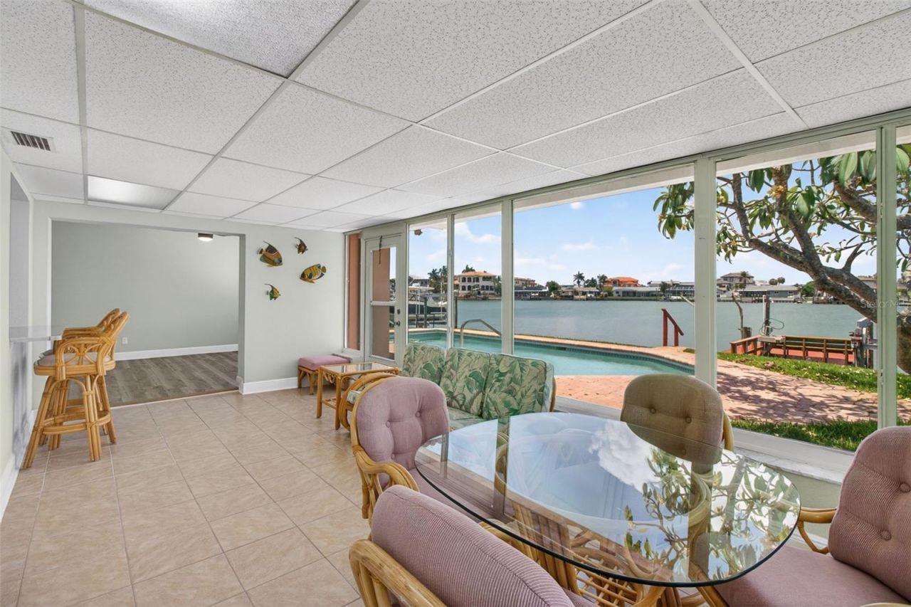 7957 10th Avenue S, Saint Petersburg, FL 33707 Photo