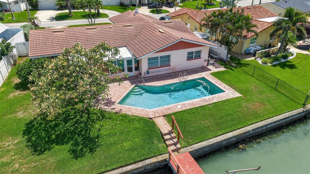7957 10th Avenue S, Saint Petersburg, FL 33707 Photo